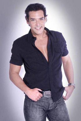 El actor cubano Rolando Tarajano. (F & F Media Corp.)