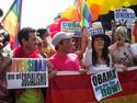 Mariela Castro encabeza conga en la céntrica avenida 23, en el Vedado, La Habana, el sábado 12 de mayo de 2012