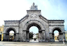 Cementerio de Colón, La Habana.
Cementerio de Colón, La Habana.