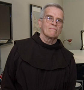El sacerdote, pintor y poeta Miguel Loredo El sacerdote, pintor y poeta Miguel Loredo