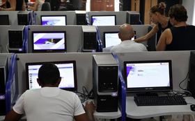 Sala de Internet en Cuba