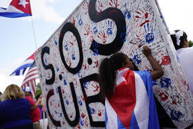 Cubanoamericanos en una protesta frente a la Casa Blanca, el 17 de julio de 2021