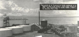 Vista parcial de la Terminal de Antilla en la Bahía de Nipe, hace 56 años. (camagueycuba.org)