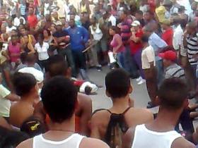 Represión en Calle 5ta Santiago de Cuba, el 6 de febrero de 2014. (Foto.UNPACU.)