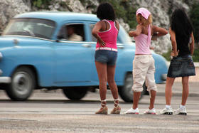 La prostitución en Cuba, un problema social, político y económico