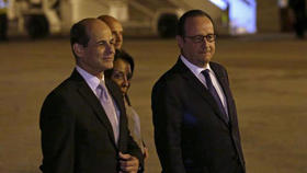 El presidente francés François Hollande llega a Cuba