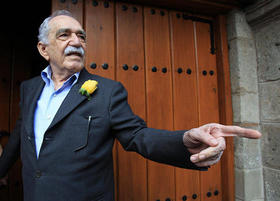 Gabriel García Márquez a la entrada de su casa en México, en esta foto de archivo