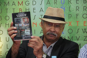 El escritor y crítico musical Carlos Olivares Baró