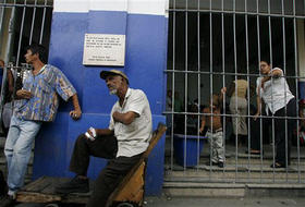 Rejas: también en Santiago de Cuba crece la inseguridad ciudadana. (AP) Rejas: también en Santiago de Cuba crece la inseguridad ciudadana