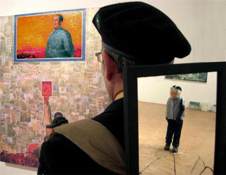Performance 'In God's Name', de Juan-Si, en la Freedom Tower, Miami