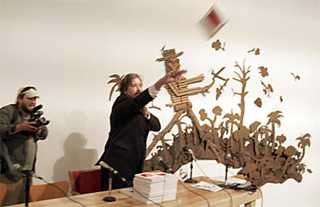 Performance de Alonso Mateo. (PEDRO PORTAL)
