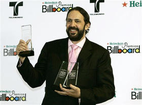 Juan Luis Guerra durante la entrega de los premios Billboard