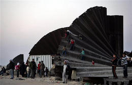 Frontera entre Rafah y Egipto, destruida por los palestinos Frontera entre Rafah y Egipto, destruida por los palestinos