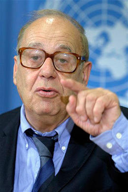 El suizo Jean Ziegler, nuevo miembro del Comité Consultivo del Consejo de Derechos Humanos de la ONU. (AP) El suizo Jean Ziegler, nuevo miembro del Comité Consultivo del Consejo de Derechos Humanos de la ONU. (AP)