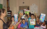 Celebración del Día de los Reyes Magos en una biblioteca independiente de la Isla. (BIBLIOCUBA.ORG)