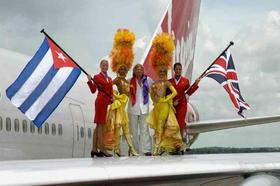 Mulatas: presentación oficial en Cuba de la compañía aérea Virgin Express