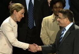 El canciller Pérez Roque y la comisaria de Asuntos Exteriores de la UE, Benita Ferrero-Waldner El canciller Pérez Roque y la comisaria de Asuntos Exteriores de la UE, Benita Ferrero-Waldner