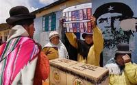 Votantes de izquierda en las elecciones de Bolivia