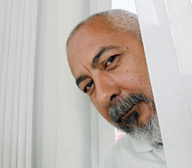 El escritor cubano Leonardo Padura. (foto cortesía de Editorial Tusquets México.)