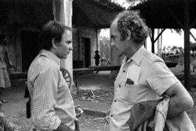 Mario García Joya con Tomás Gutiérrez Alea, durante un rodaje