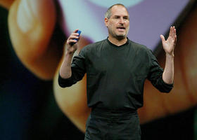 Steve Jobs en esta foto de archivo de junio de 2005