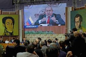 Hugo Chávez participa en la segunda sesión de trabajo durante la creación de la Comunidad de Estados Latinoamericanos y del Caribe (CELAC)