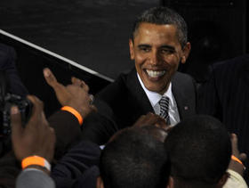 El mandatario estadounidense, Barack Obama, firmó una declaración presidencial en la que aprueba la entrega de “bienes y servicios” procedentes del inventario para una ayuda “no letal” de hasta 25 millones de dólares destinada a los rebeldes libios