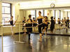 Caridad Martínez, durante una de sus clases en la Escuela de Ballet de Brooklyn