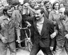 Lech Wałesa, fundador de Solidaridad, primer sindicato independiente del bloque soviético, en esta foto de archivo