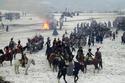 Los reconstructores napoleónicos se dedican a reproducir las batallas de las guerras napoleónicas, con una fidelidad absoluta en vestuarios, armas, etc. Aqui en Austerlitz, 2005