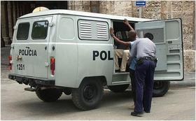 Policía en Cuba