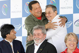 Raúl Castro y Hugo Chávez Raúl Castro y Hugo Chávez