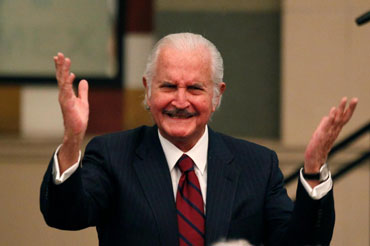 El escritor Carlos Fuentes
