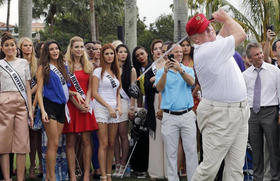 Donald Trump en su campo de golf del Dorald, en esta foto de archivo