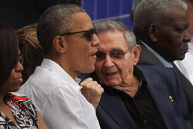 Los entonces mandatarios Barak Obama y Raúl Castro en esta foto de archivo