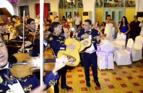 Bodas y quinces en Cuba amenizados con mariachis