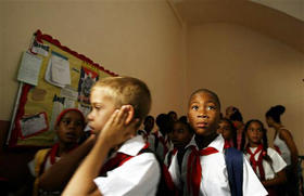 Estudiantes de una escuela primaria en La Habana