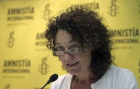 Kerrie Howard, subdirectora del programa de Amnistía Internacional para las Américas, presenta un informe sobre Cuba en Madrid, en esta foto de 2010. Kerrie Howard, subdirectora del programa de Amnistía Internacional para las Américas, presenta un informe sobre Cuba en Madrid, en esta foto de 2010