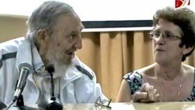 Fidel Castro durante su reunión con los maestros queseros cubanos