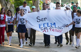 Estudiantes cubanos