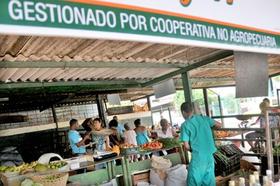 Sitio de venta de una cooperativa agropecuaria en Cuba