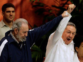Fidel Castro y Raúl Castro