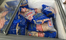 Pollo estadounidense a la venta en tiendas MLC en Cuba