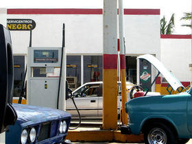 Una gasolinera en Cuba