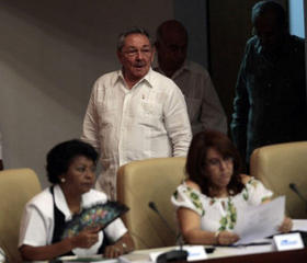 Raúl Castro en la Asamblea Nacional del Poder Popular de Cuba, el 1 de agosto de 2011. Cuba, Raúl Castro, Asamblea Nacional del Poder Popular