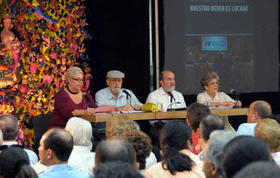Presentación del libro “Nuestro deber es luchar” en La Habana, Cuba