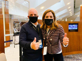 Los congresistas Carlos Giménez y María Elvira Salazar