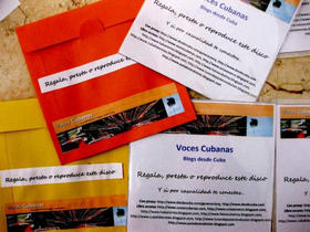 Discos con materiales publicados por algunos blogueros de la Isla. (OCTAVO CERCO)