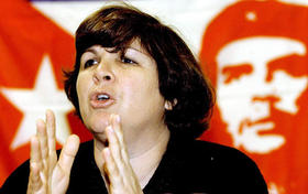Aleida Guevara, durante un acto político