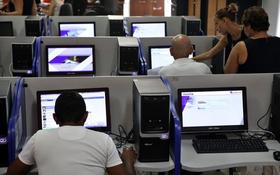 Sala de Internet en Cuba